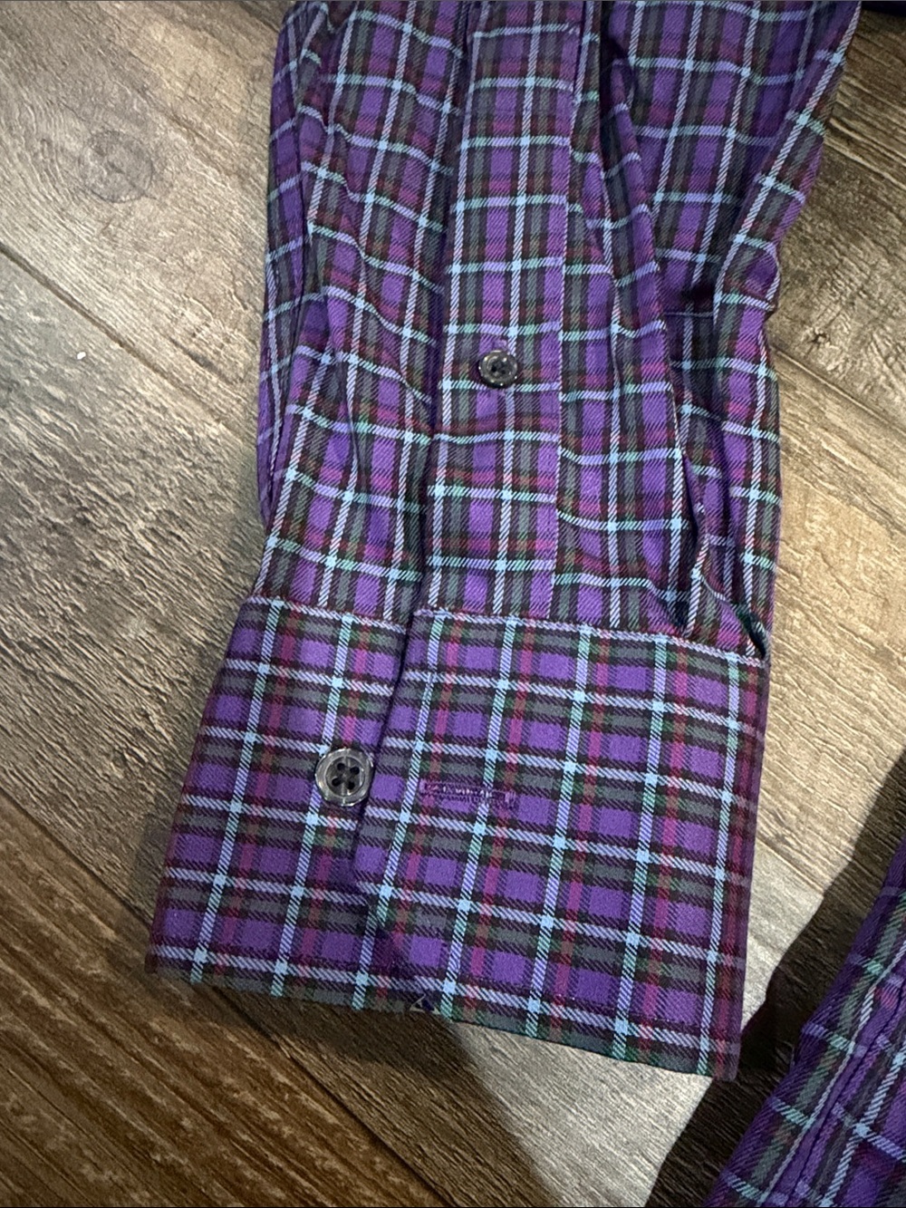 Egara Men's Purple Plaid Button-Down Shirt - Picture 5 of 6